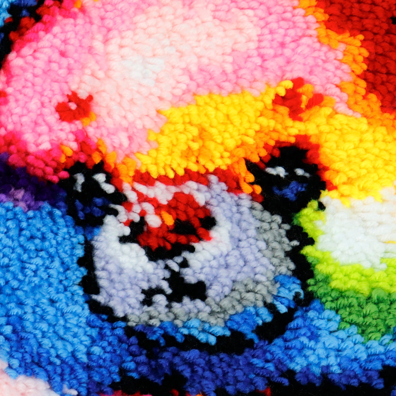 Latch Hook - Large Rug Kit - CUDDLES