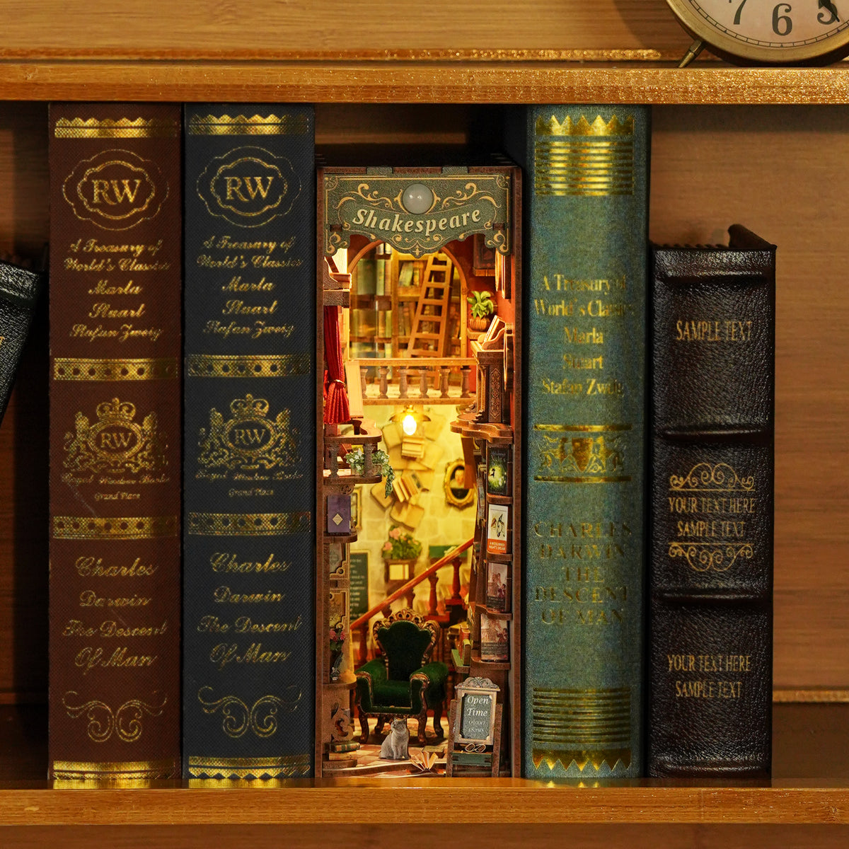 MINI-décor de bibliothèque - LEFT BANK BOOKSTORE