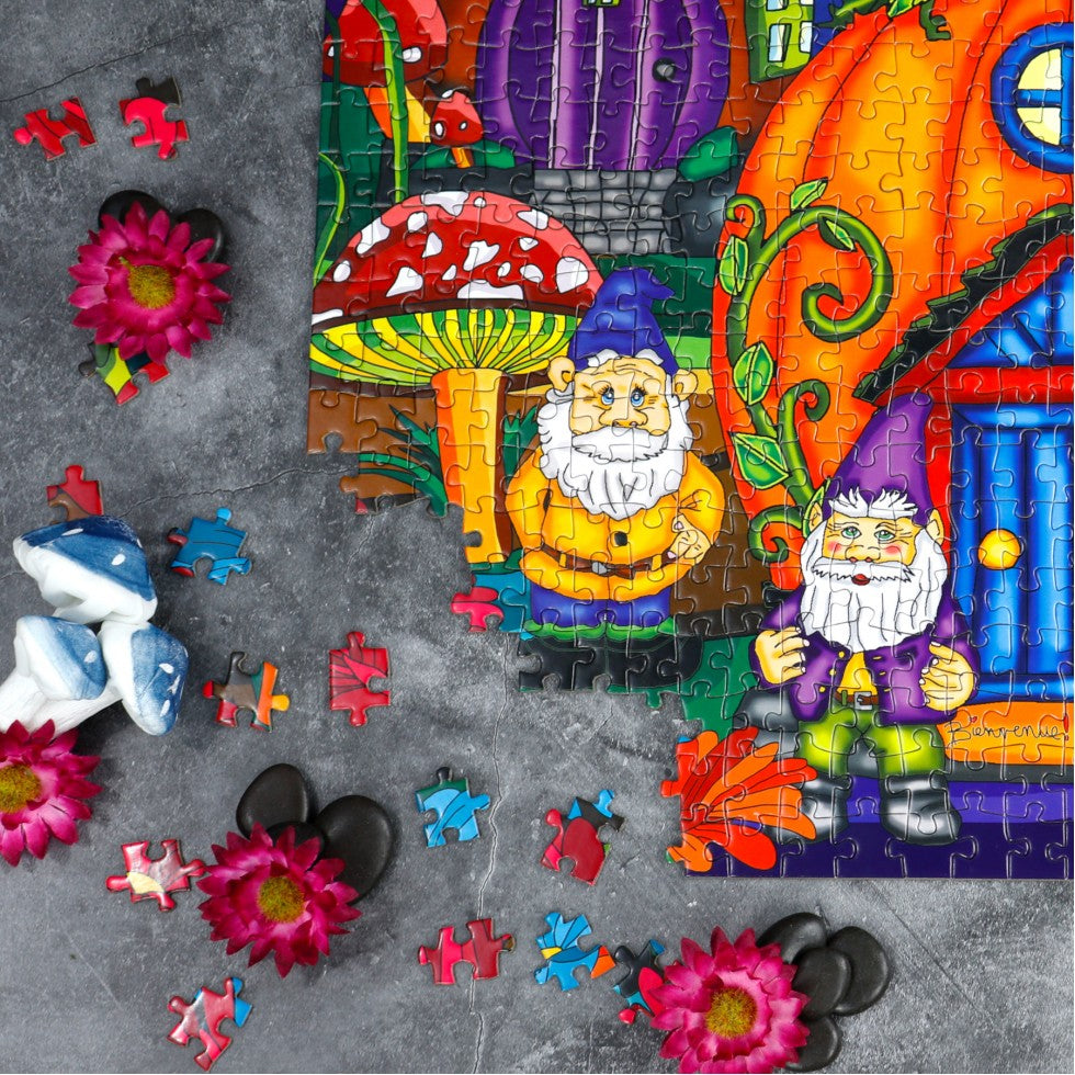 Puzzle - HIDING IN MY GARDEN