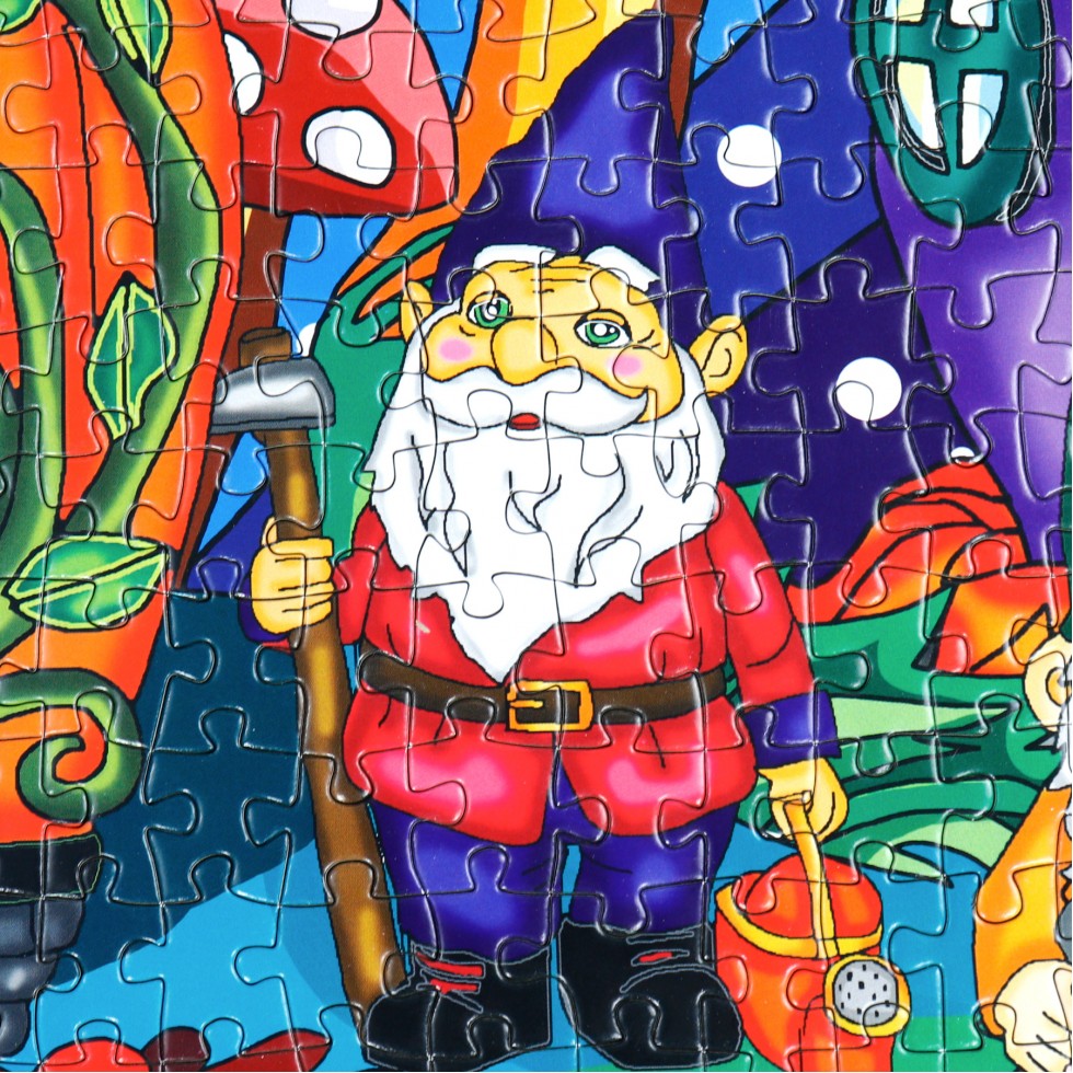 Puzzle - HIDING IN MY GARDEN