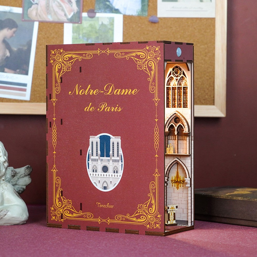 Bookend - NOTRE DAME DE PARIS