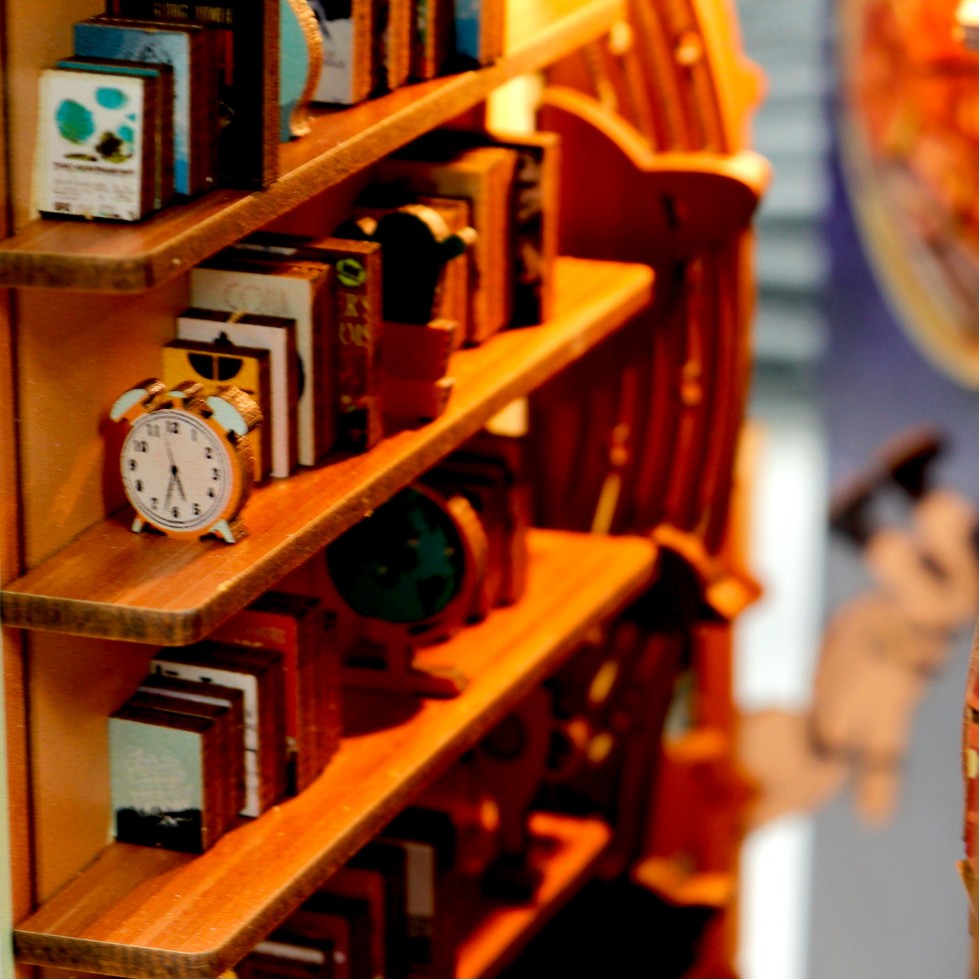 BOOK NOOK - INTERSTELLAR