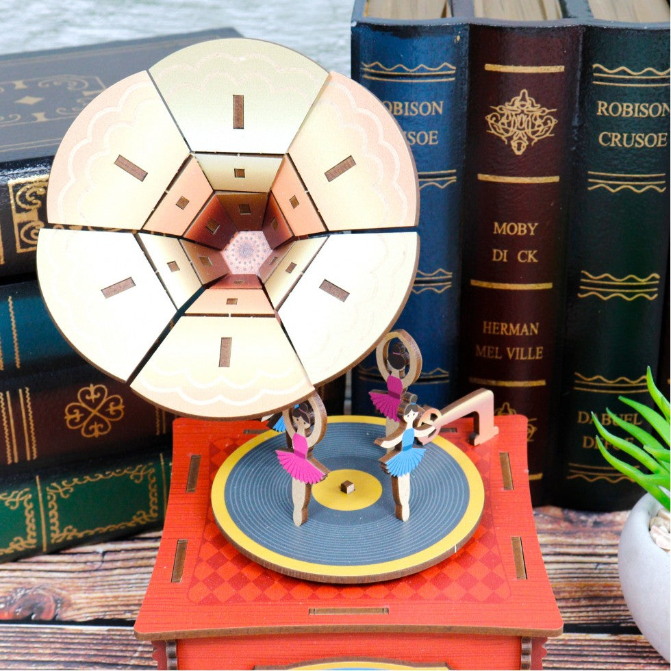 Music box - PHONOGRAPH