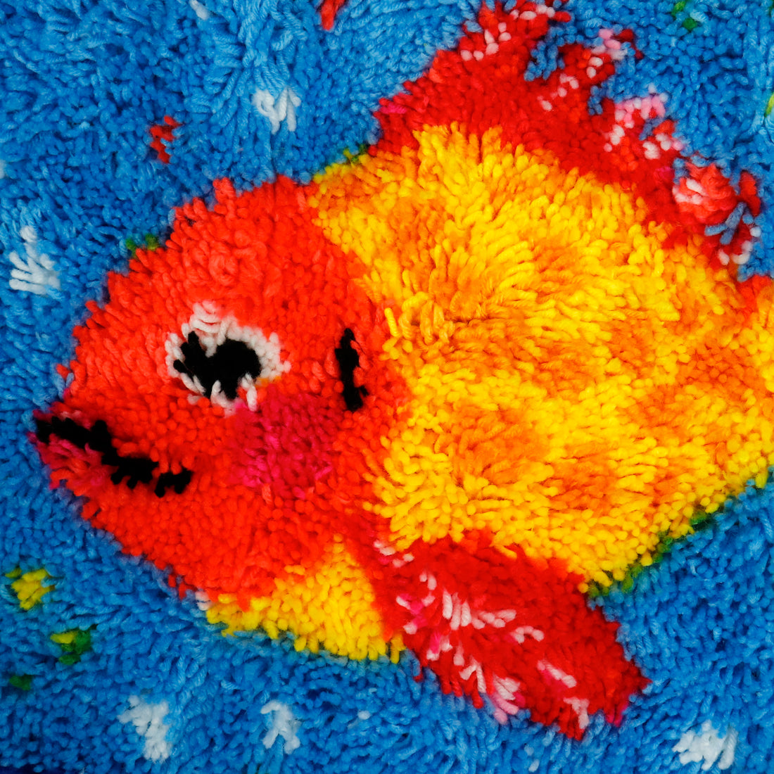 Points noués - Moyen tapis - POISSON