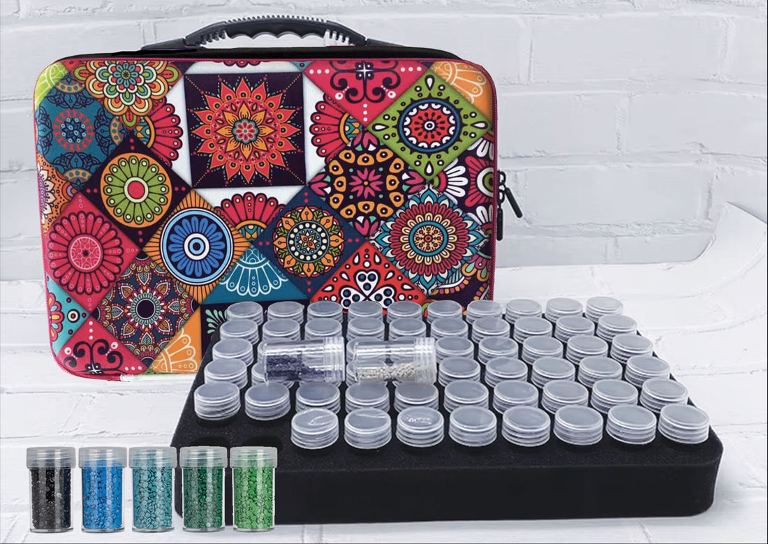 NOUVEAUTÉ: Valise de rangement MOTIFS &quot;QUILT&quot; (60 Pots)