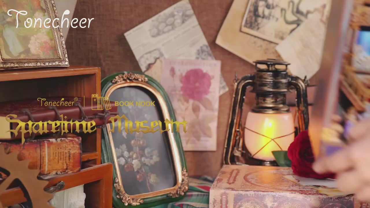 MINI-décor de bibliothèque - MUSÉE SPATIOTEMPOREL